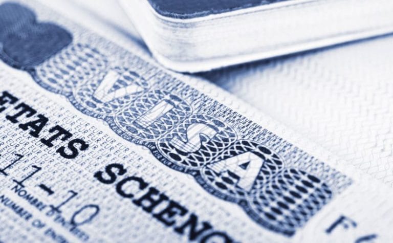 دليل فيزا عمل قطر الاوراق المطلوبة و رسوم التاشيرة